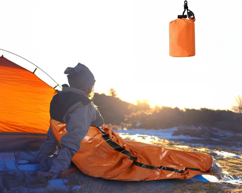 Emergency Sleeping Bag – Single Survival Thermal Bivy Sack for Camping & Outdoor Activities
