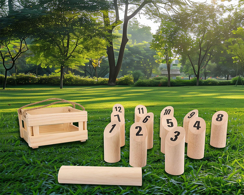 Outdoor Throwing Skittle Game Set with Storage Crate