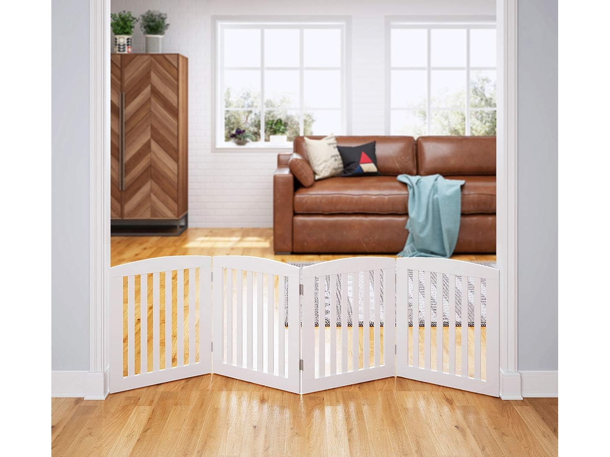 Freestanding Dog Gate with Support Feet Foldable Pet Safety Gate