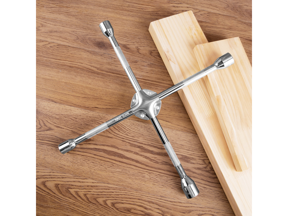 Cross Wrench Spanner 18" Heavy Duty 4 Way Universal Lug Wrench