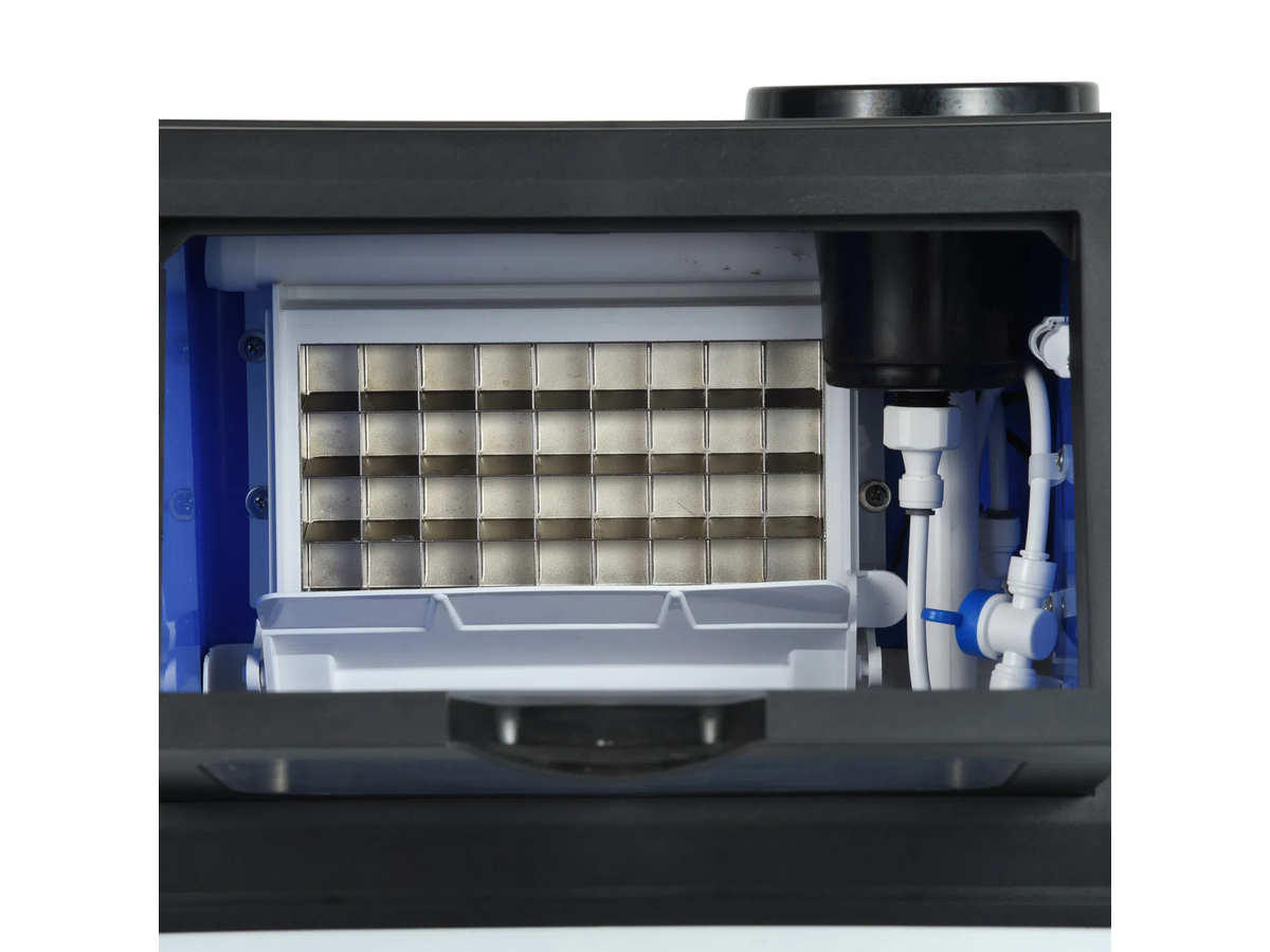 Ice maker