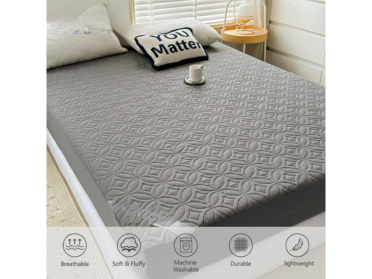 Waterproof Mattress Protector Deep Pocket Breathable Mattress Cover 153 X 203cm