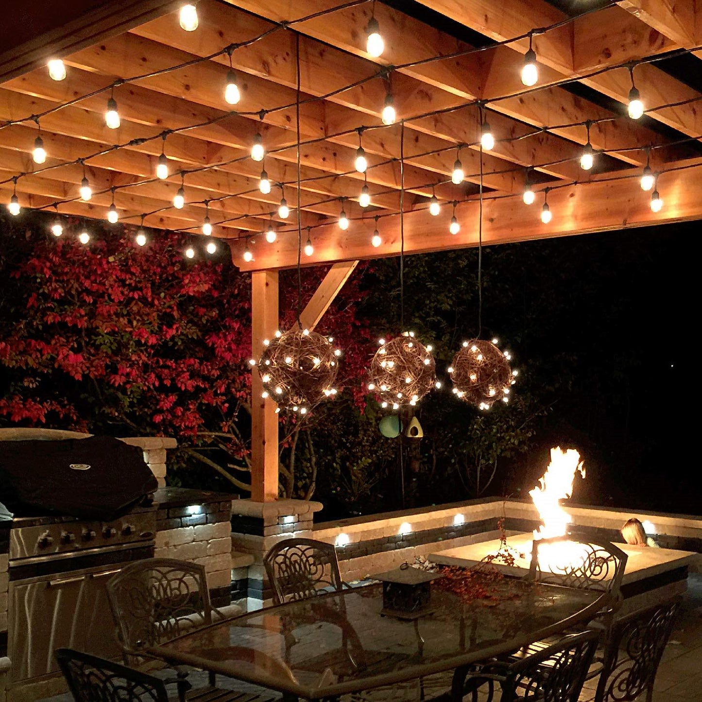 LED Festoon String Lights - 20m Length with 24 Bulbs