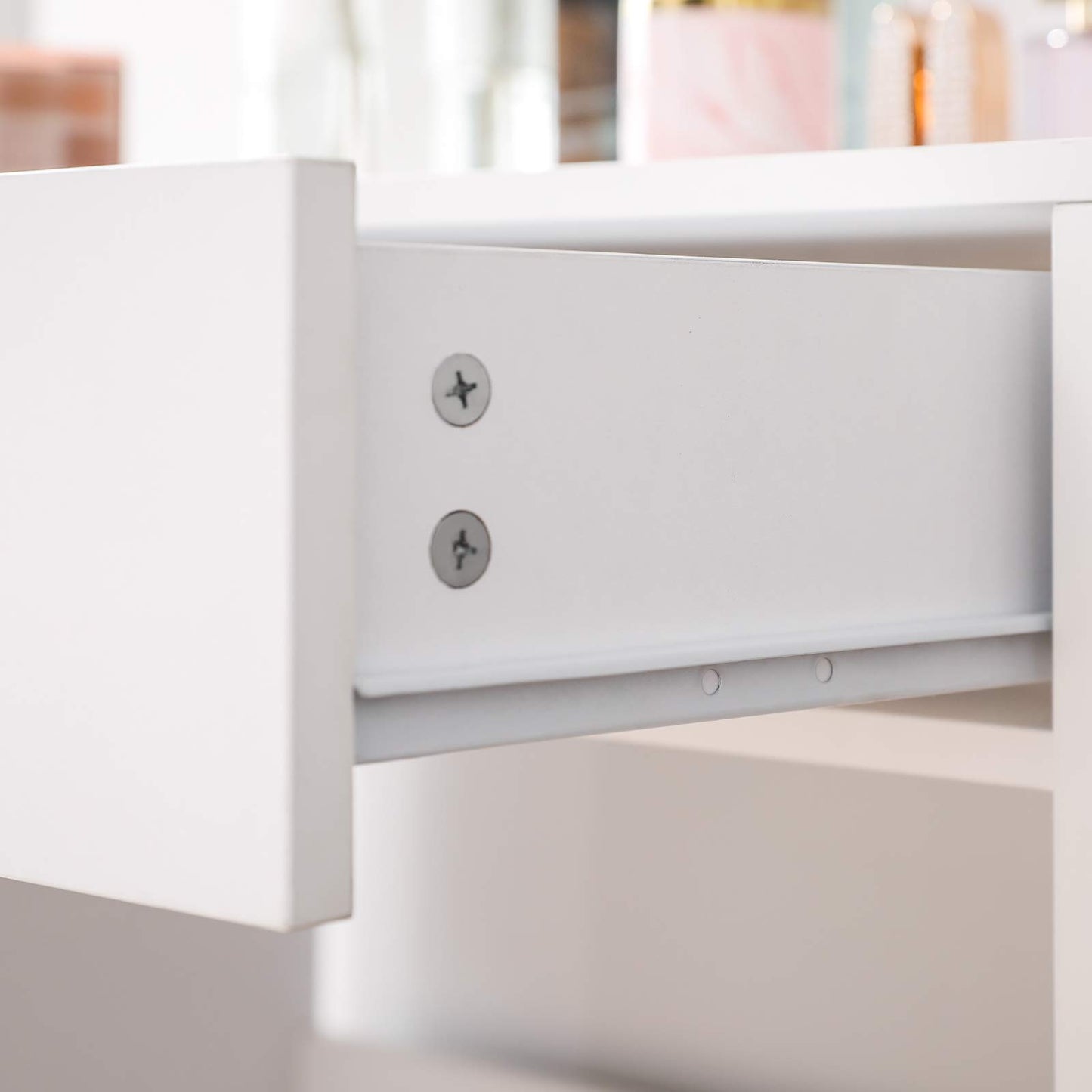 Dressing Table With Mirror